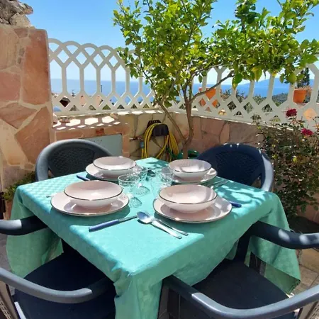 Limone Apartment